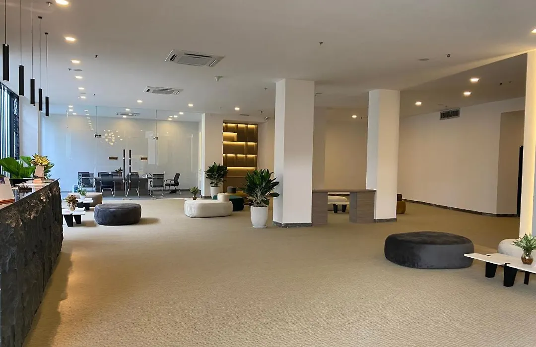 The Arrivals Hotel-1