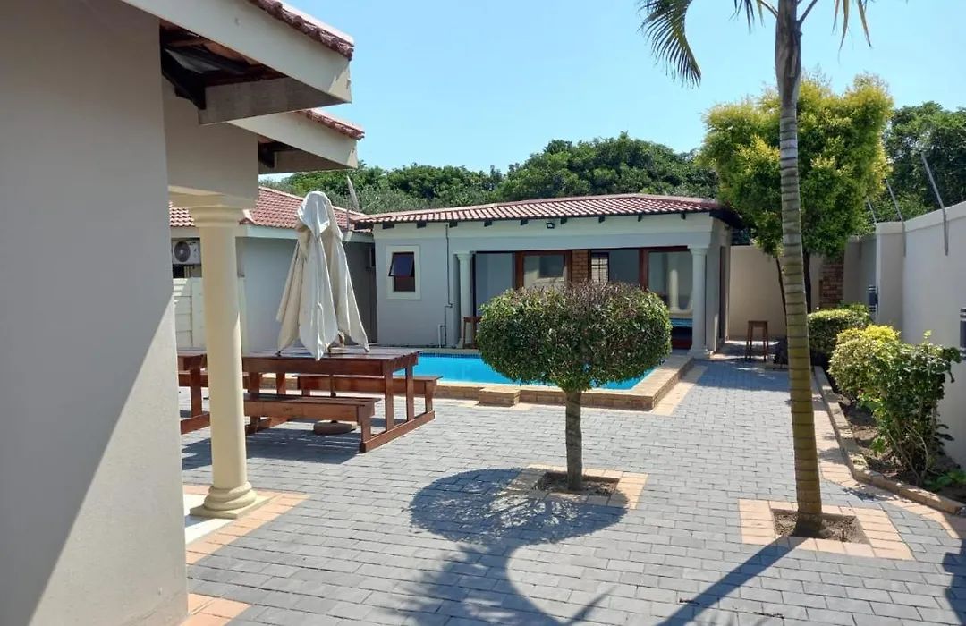 Esangweni Guest House-1
