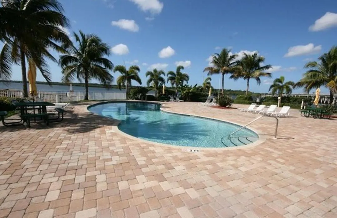Boca Ciega Resort By Travel Resort Services-1