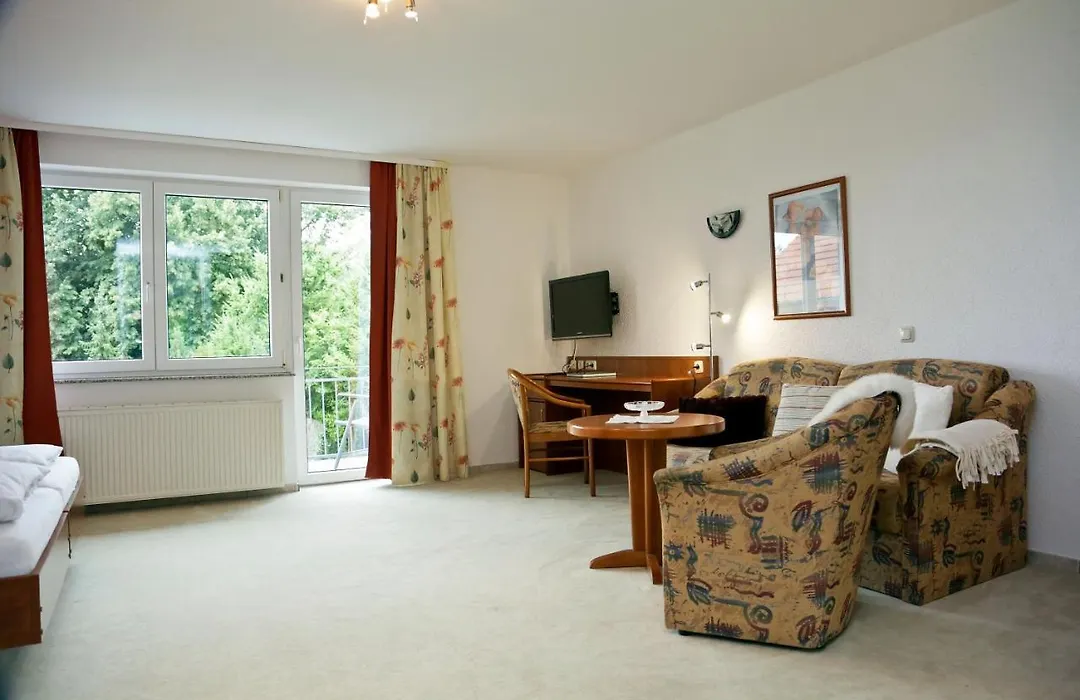 Urlaubspension 'Hohes Rott' und Apartmenthaus-1