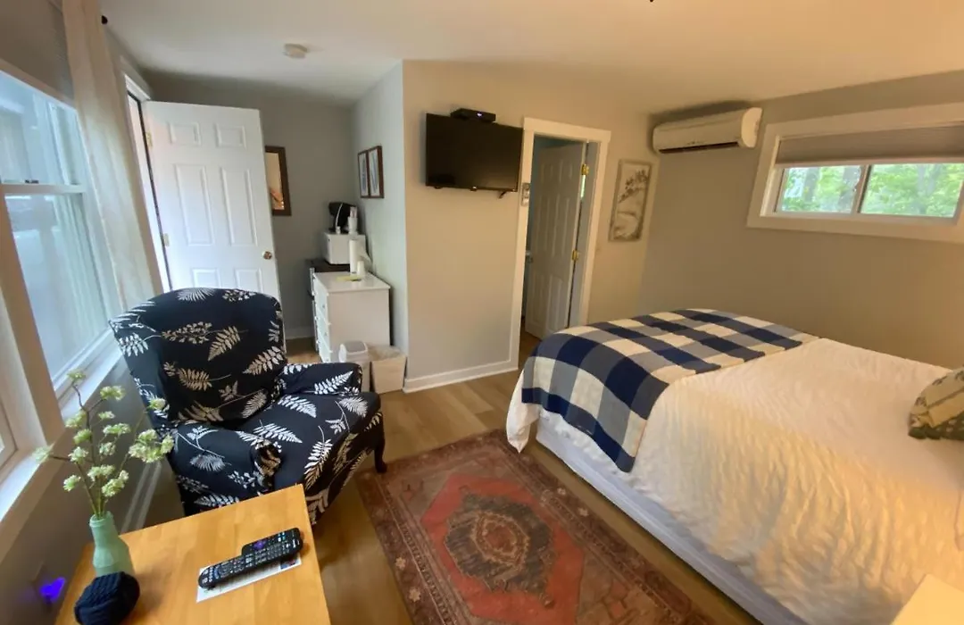 Hanscom'S Motel & Cottages-1