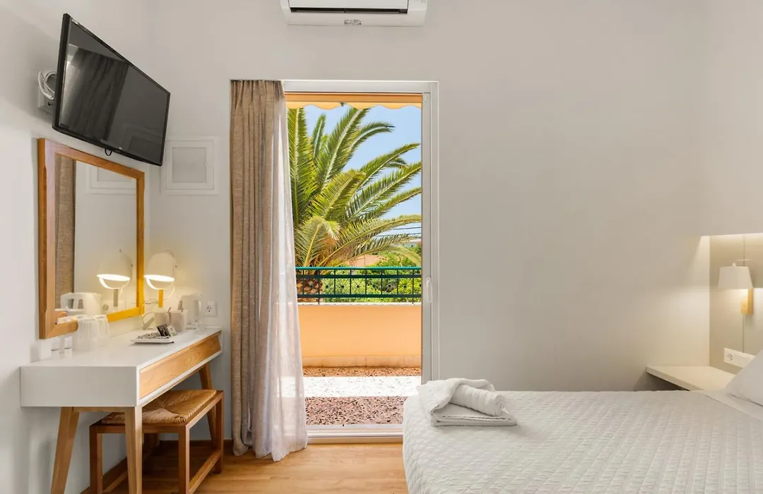 Lefktron Hotel-1