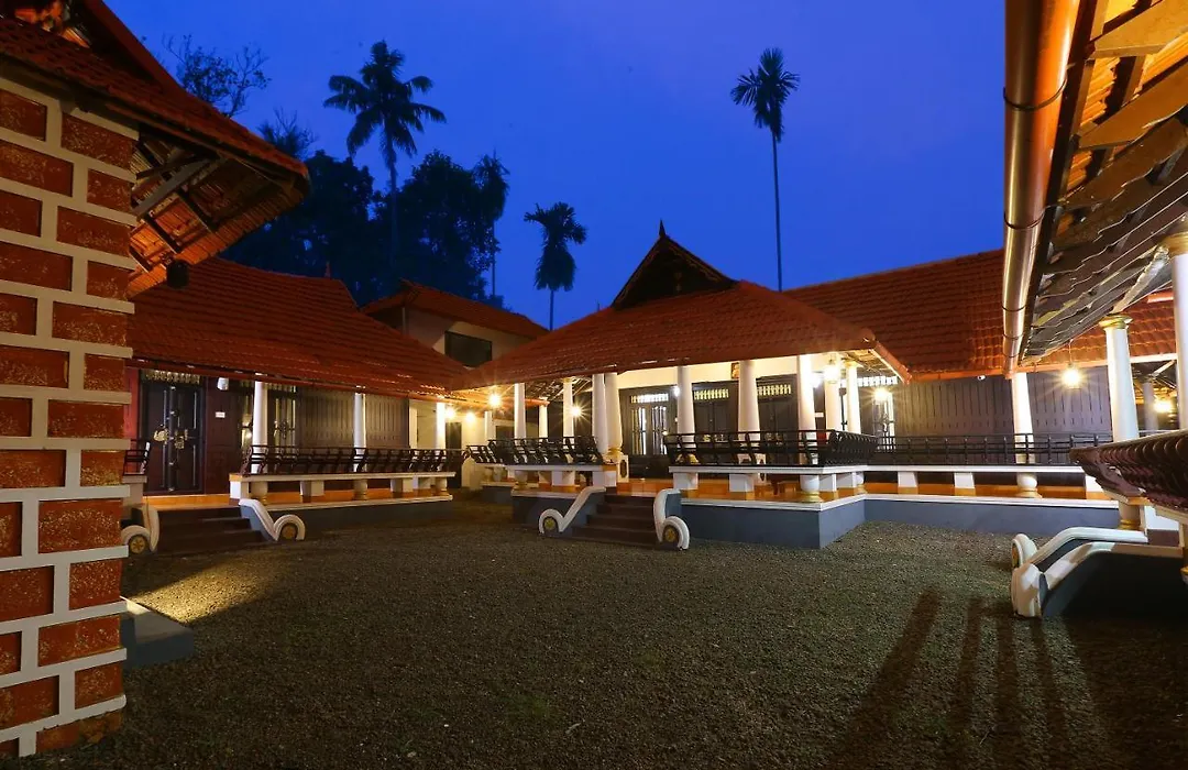 Palmy Lake Resort-1