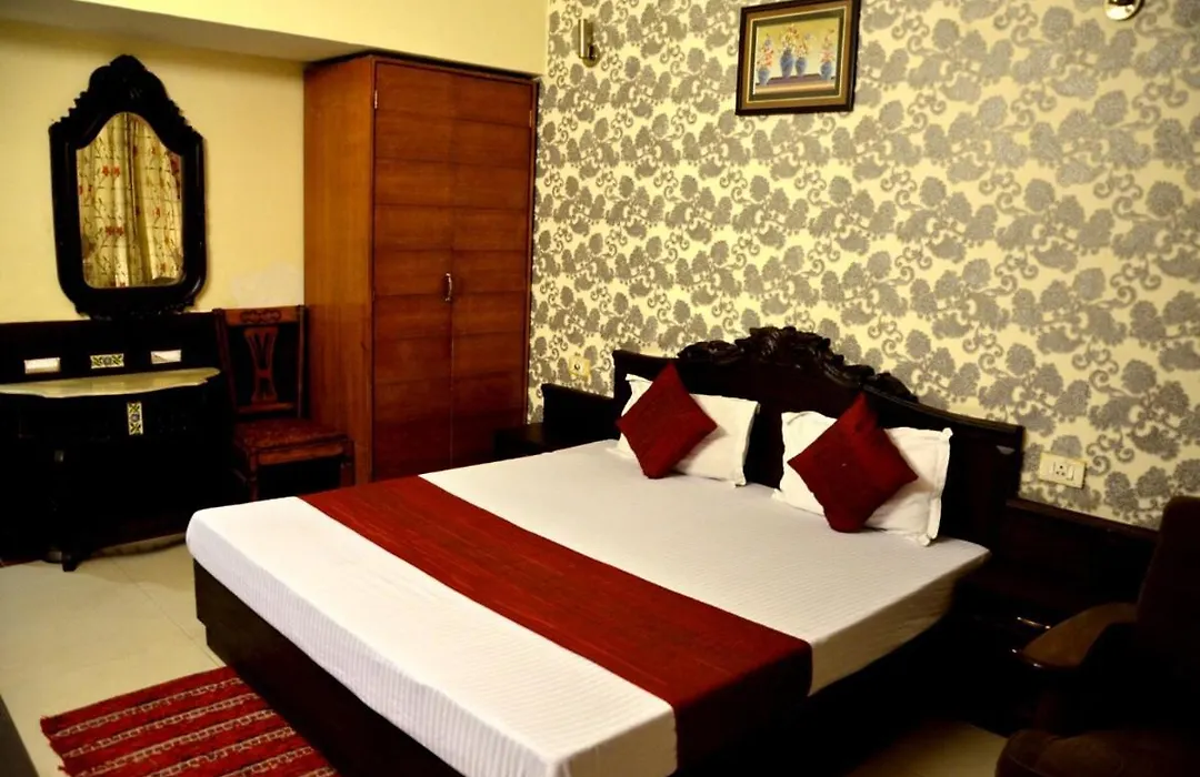 Hotel City Paradise-1