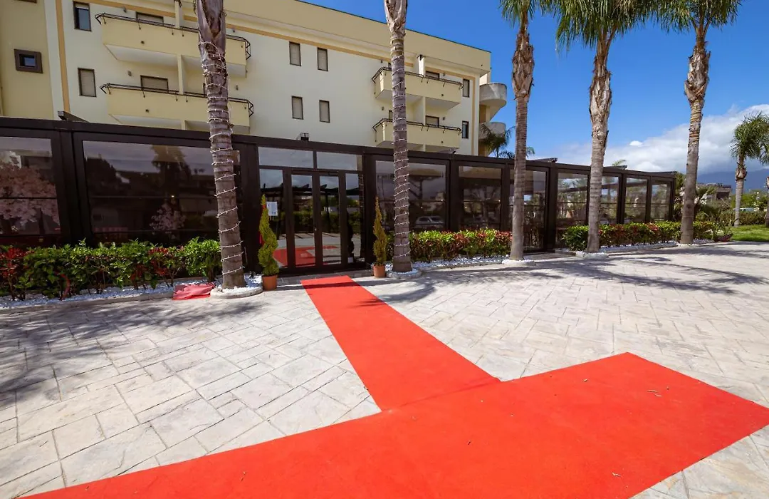 Abalon Pompei Resort-1