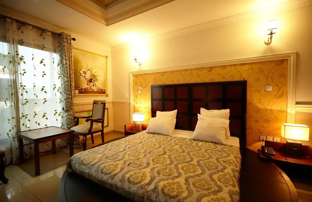 Felicia Hotel Yaounde-1