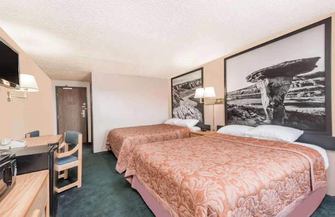 Glendive Lodge-1