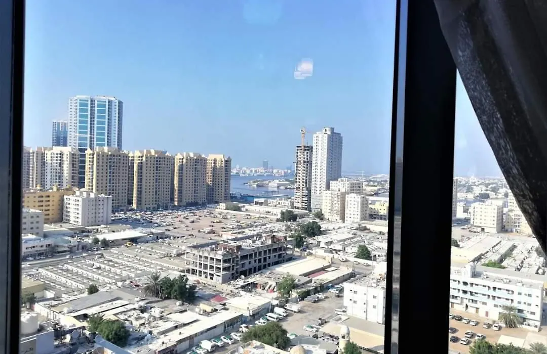 Crown Palace Hotel-1