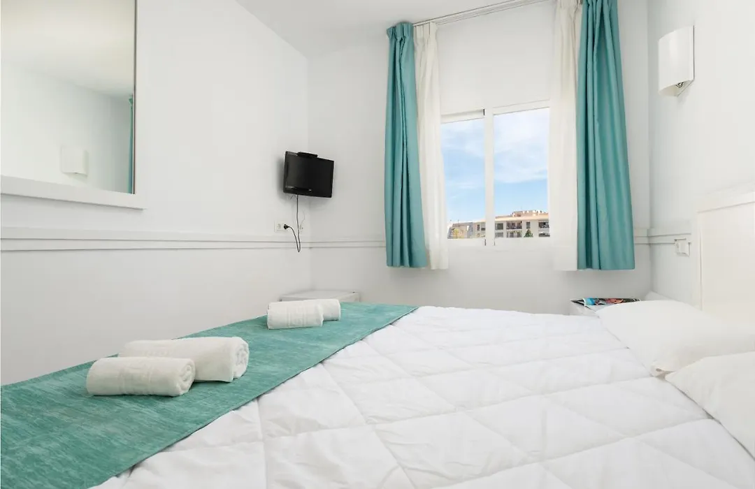 Hostal Brisa Marina-1