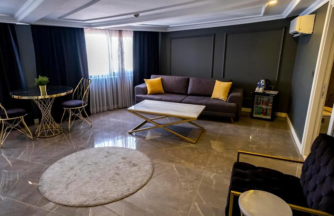 B Loft Hotel-1