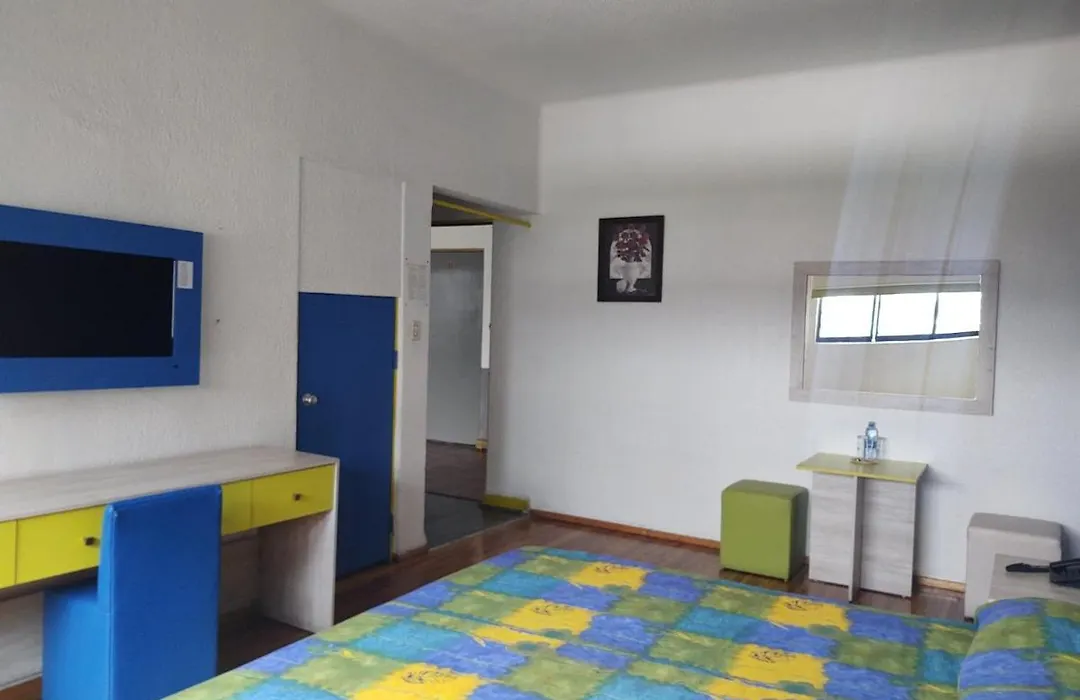 Hotel Gilbert-1