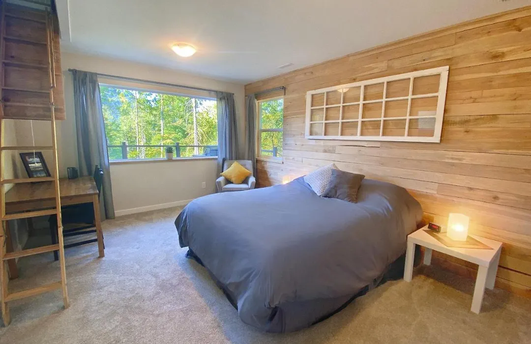 Woodland Cabins Micro Resort-1