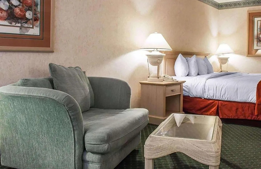 La Quinta Inn & Suites By Wyndham Safford Copper Valley-1