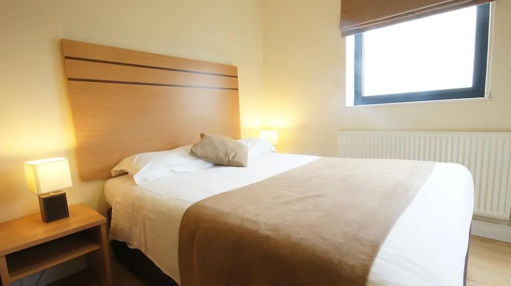 Lodge Drive Serviced Apartments-1