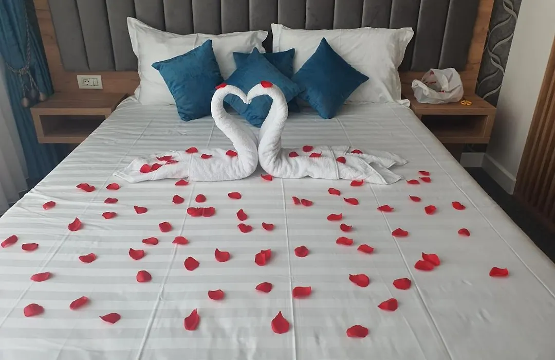 Hotel Excellence-1