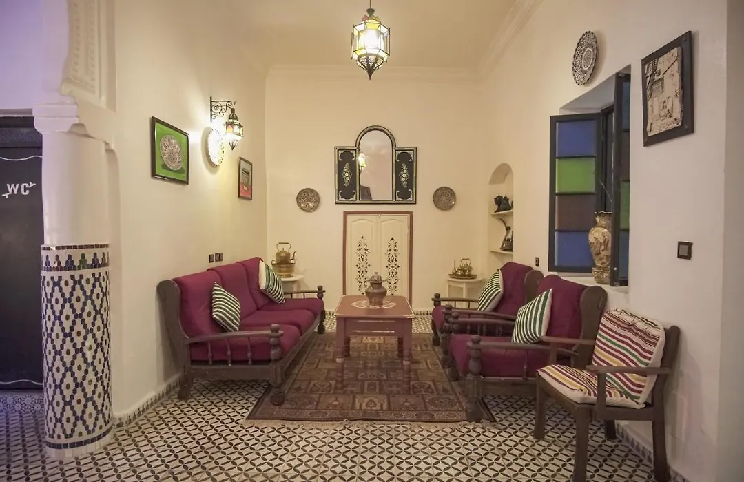 Riad Tingis-1