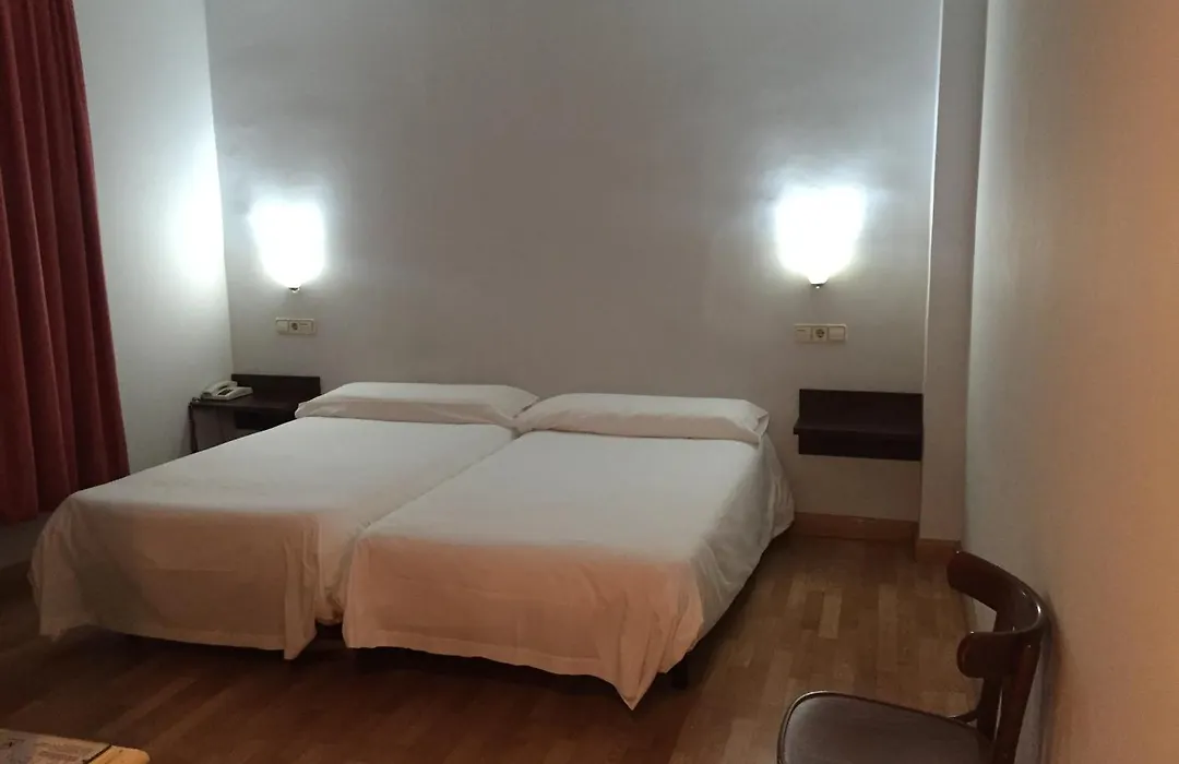 Hotel Madrid Río-1