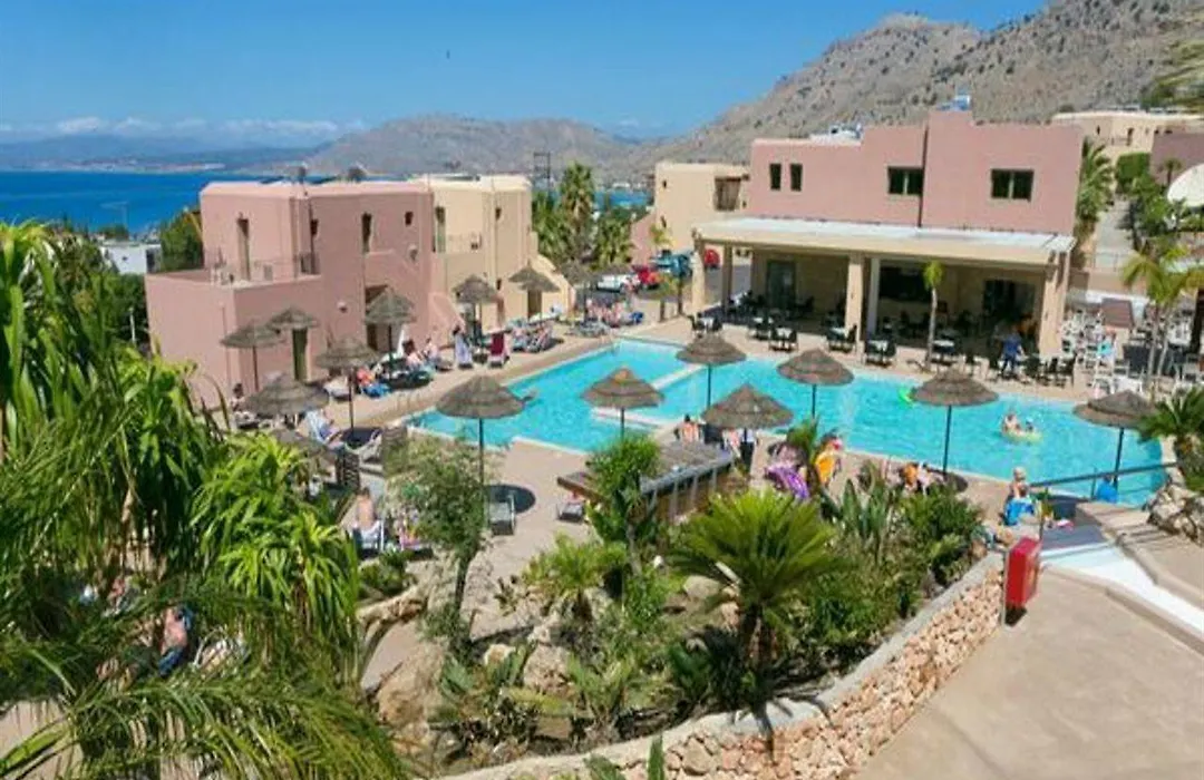 Finas Hotel-1