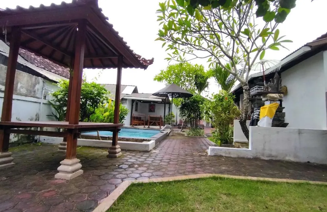 Pantai Bungalow Lembongan Island-1