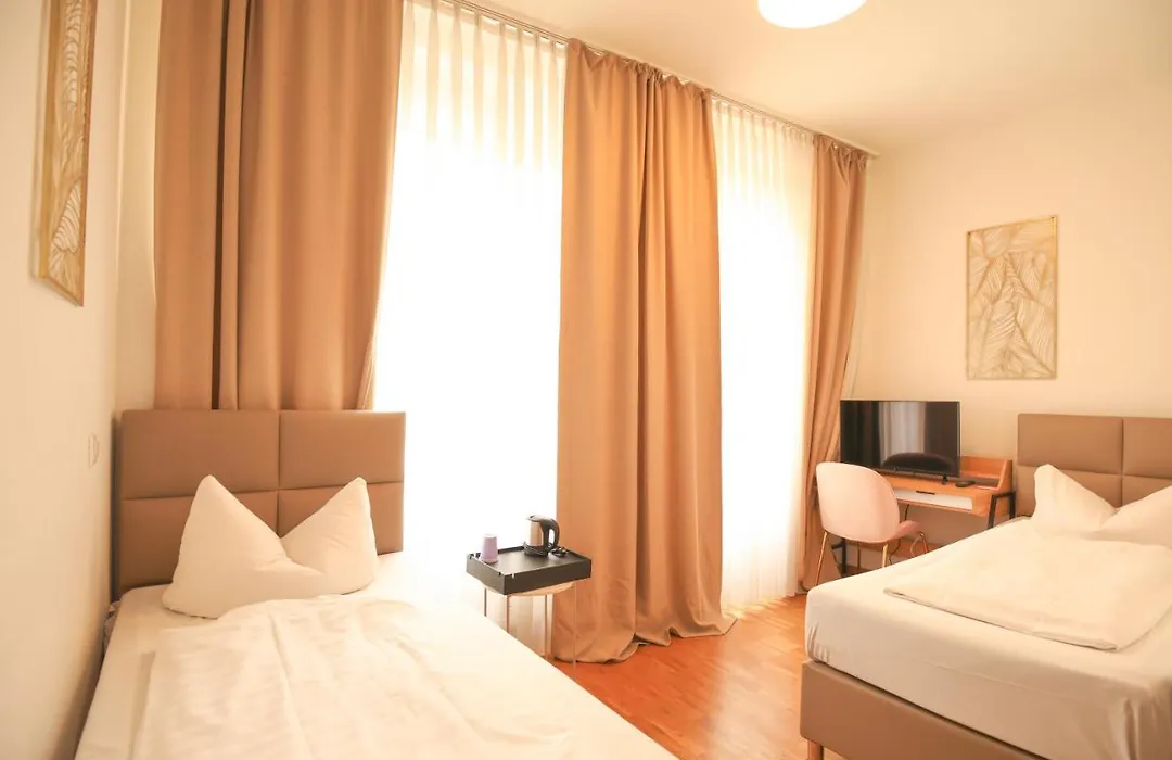 TM Hotel Düsseldorf-1