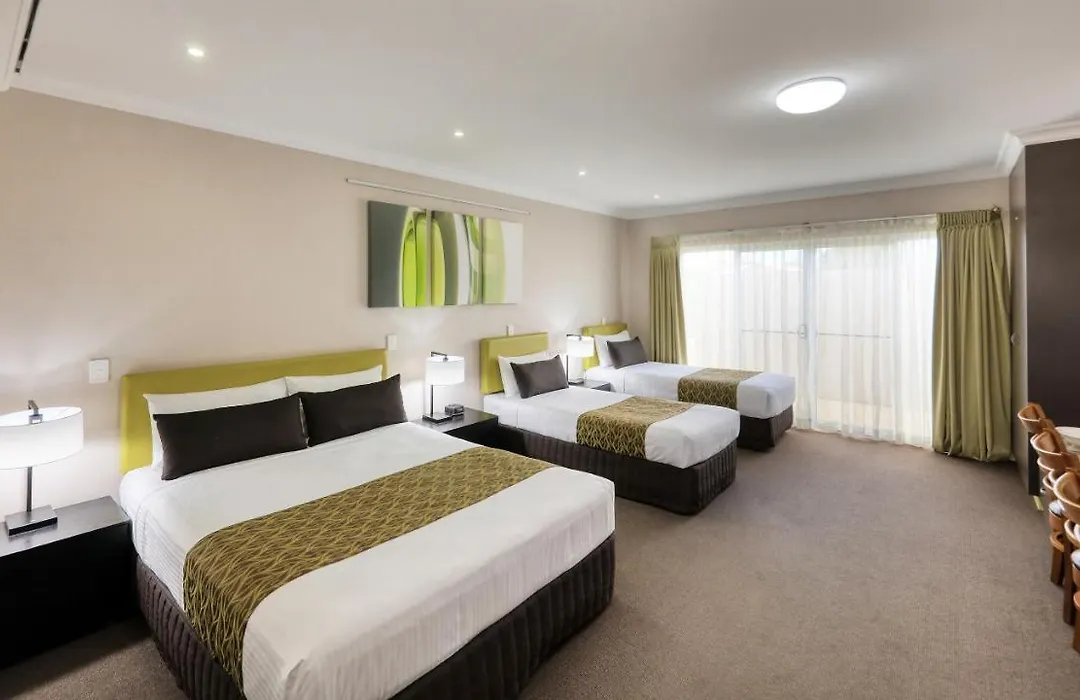 Drovers Motor Inn-1