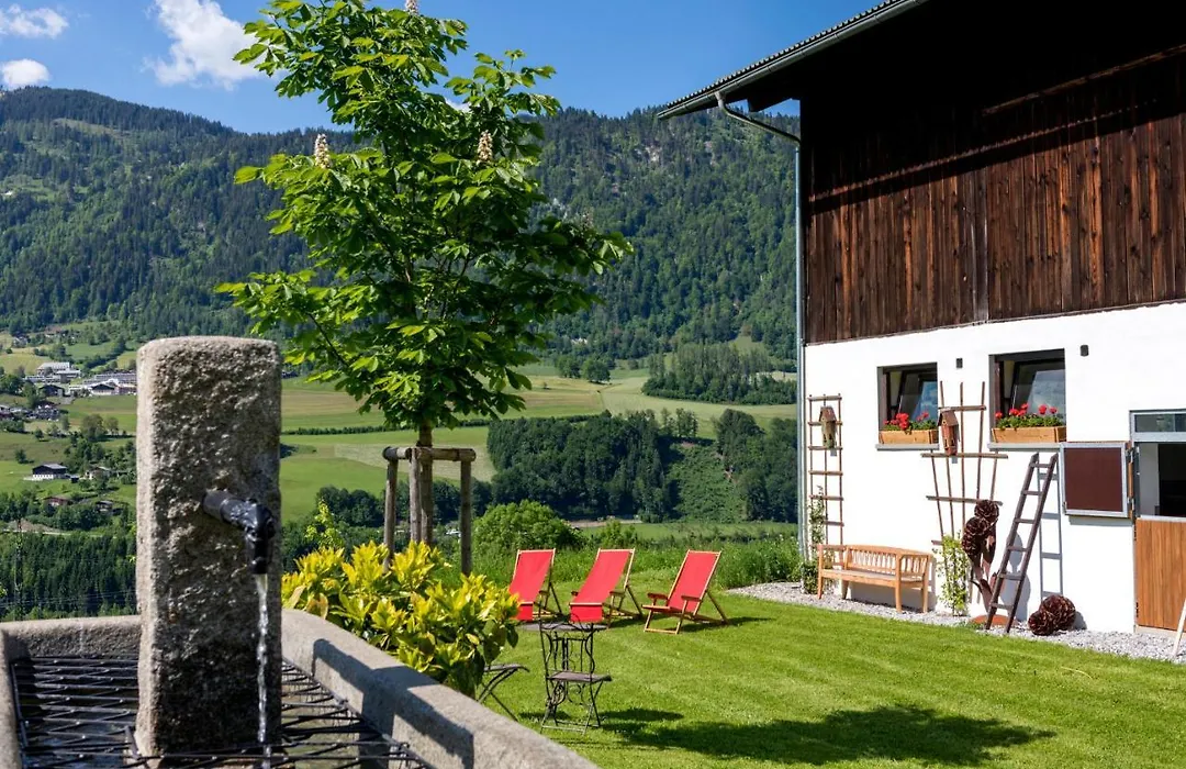 Lerchs Landhotel-1