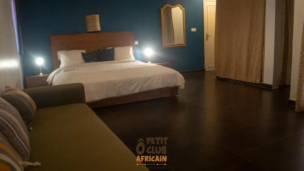 O Petit Club Africain Dakar-1