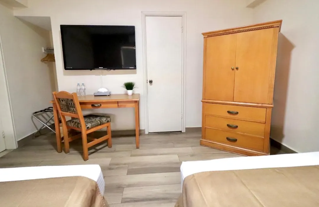 Hotel Madero Express-1