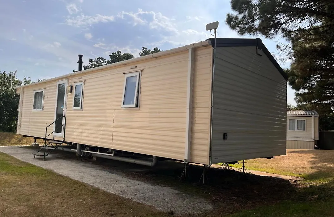 Contemporary Caravan At Newquay Holiday Park-1