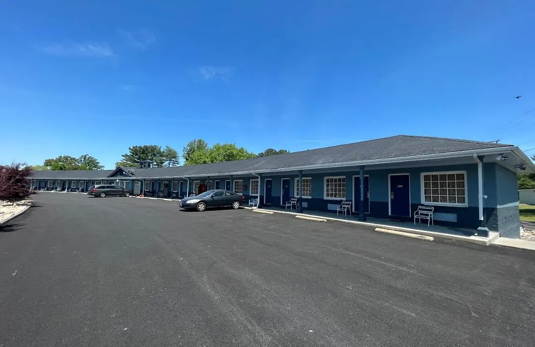 Washington & Lee Motel-1
