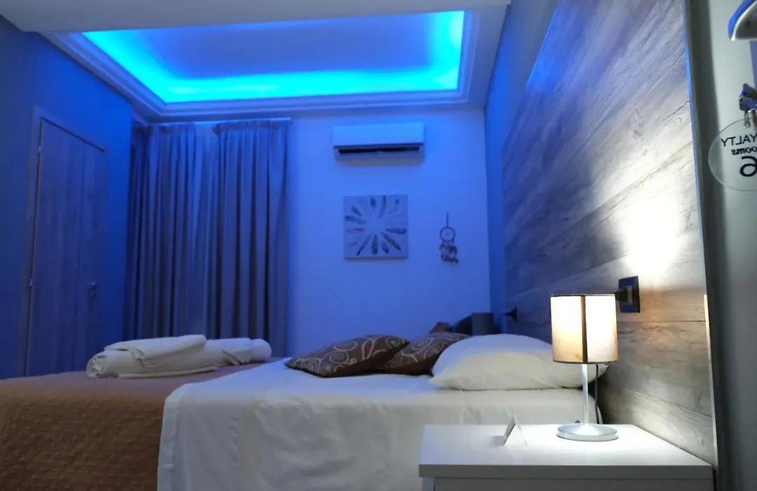 Royalty Rooms & Spa-1
