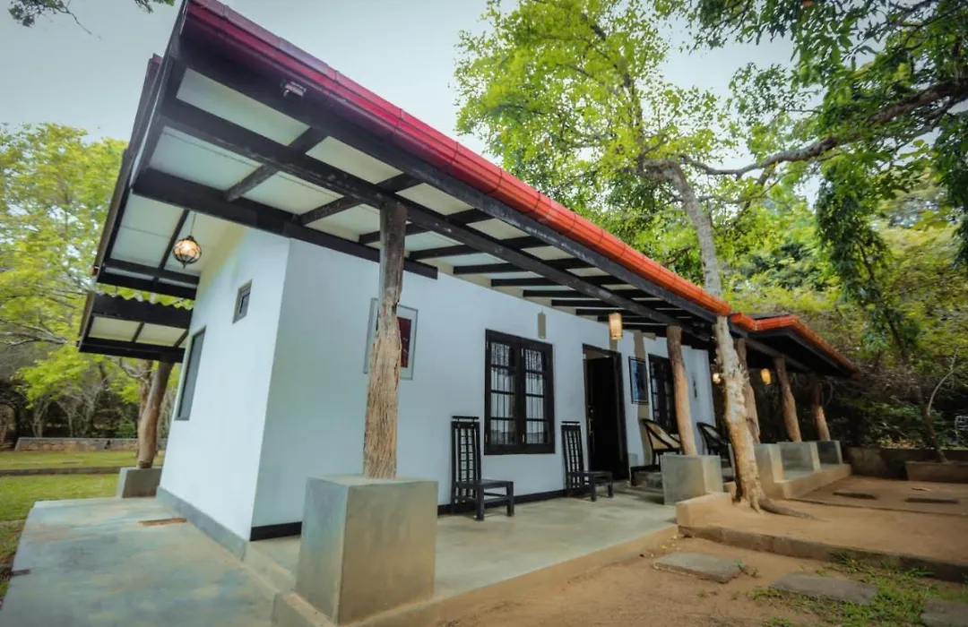 Hotel Sigiriya Kele-1