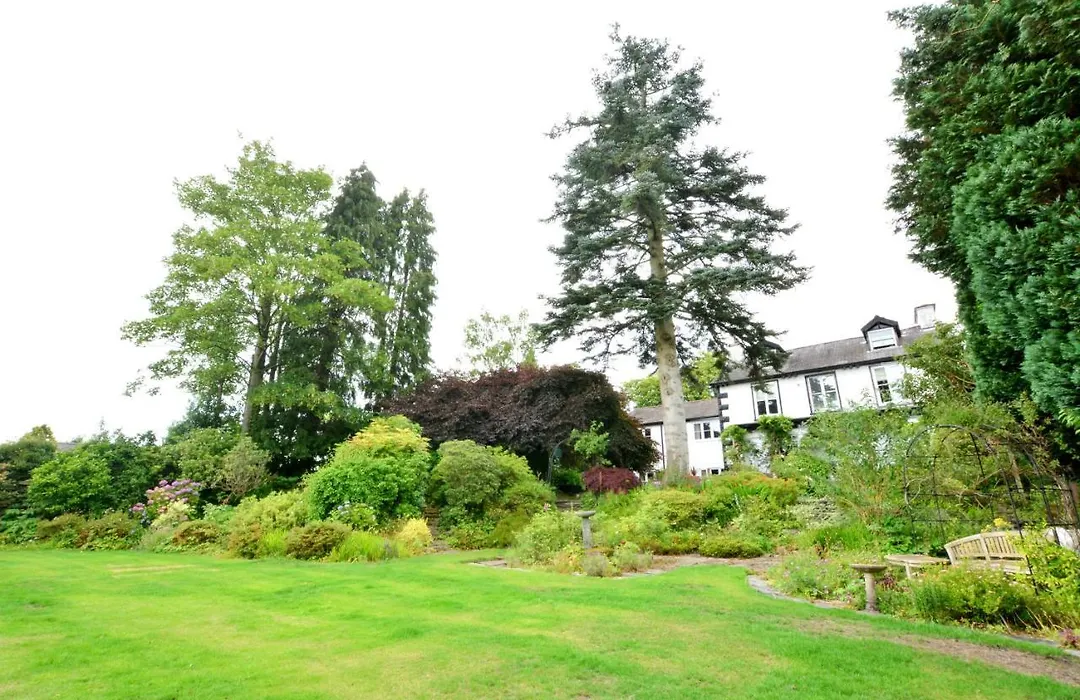 Fairfield House And Gardens-1