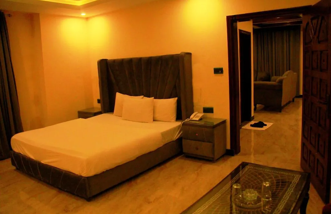 Move-N-Pick Murree-1