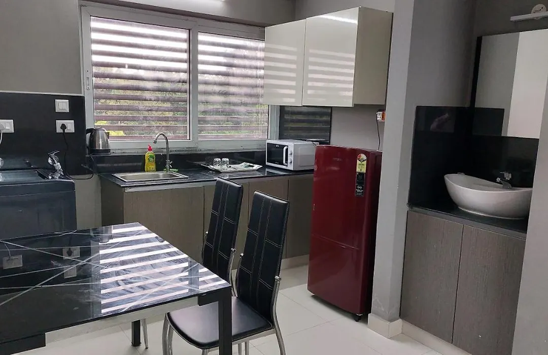 Gdc - Apartment Suites-1