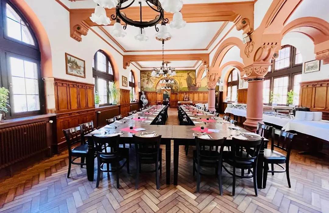Hotel Hoepfner Burghof-1