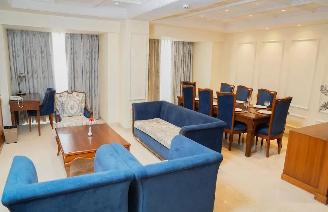 Golden Sarovar Portico-1