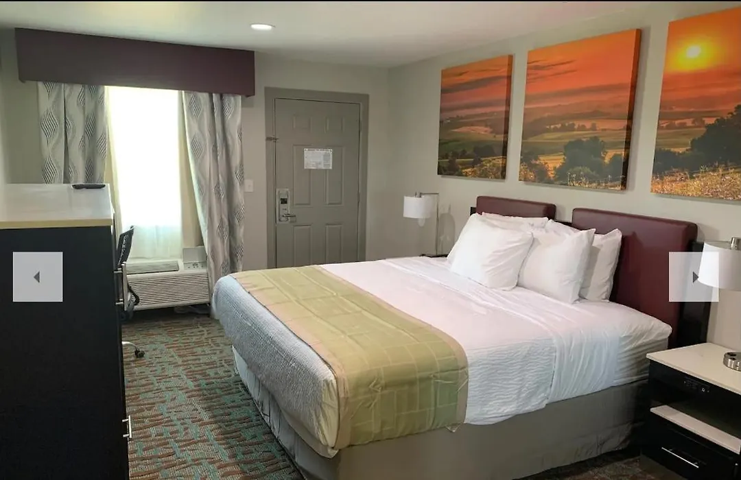Days Inn By Wyndham Bellville Mansfield-1