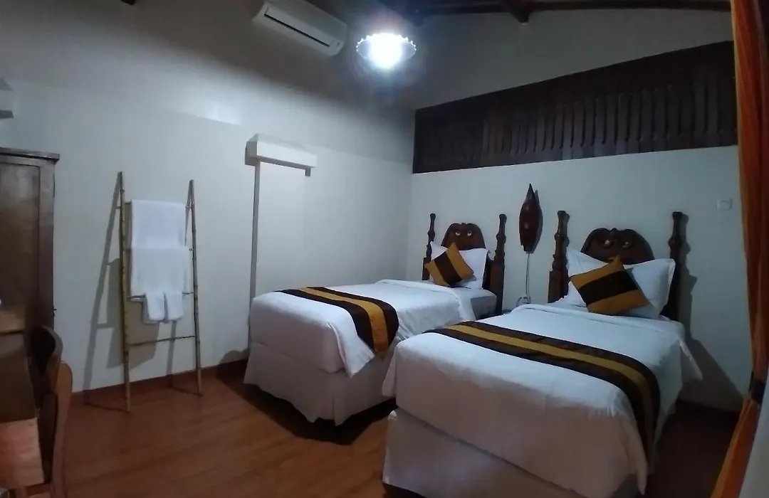 Dem Ayem Malioboro Heritage Guest House-1