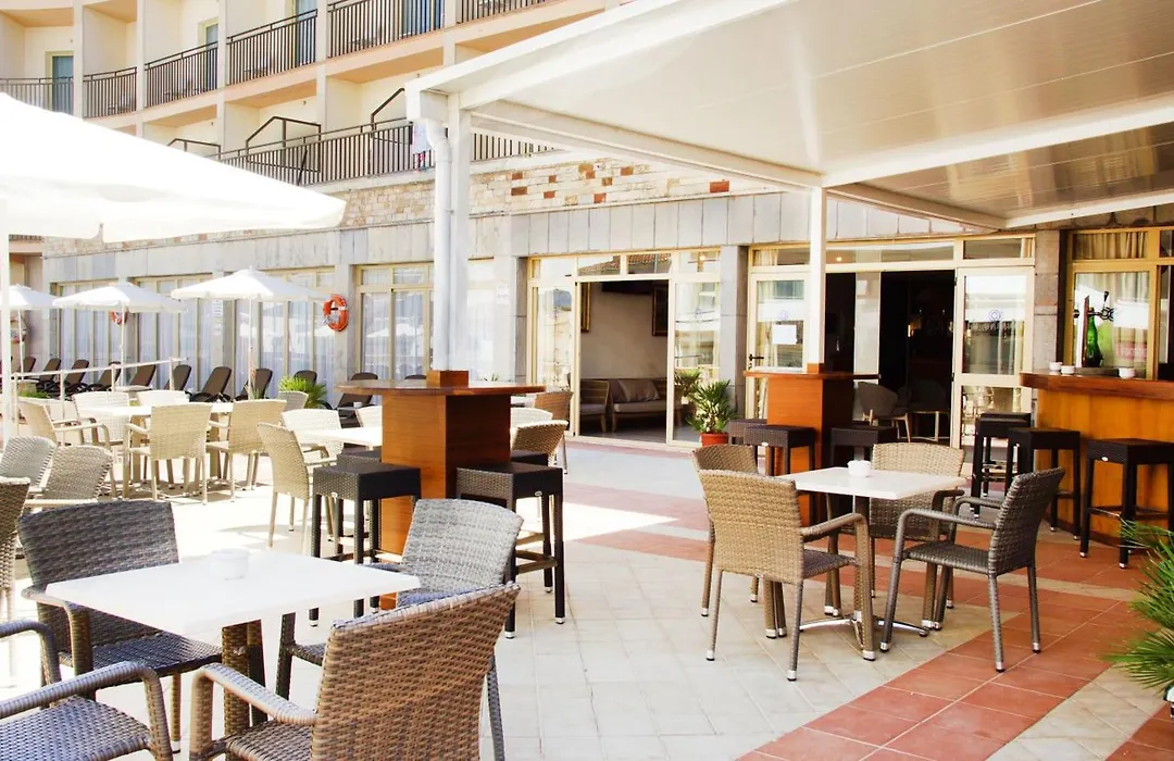 Hotel Iris - Only Adults-1