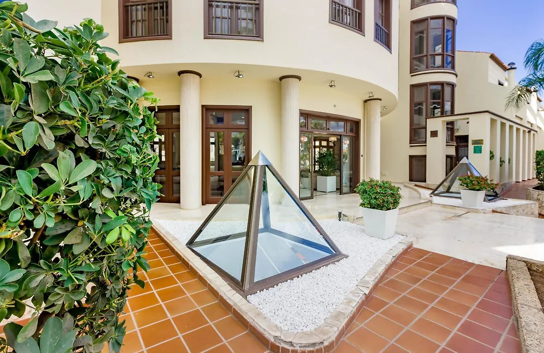 Klayman Olivina Aparthotel-1