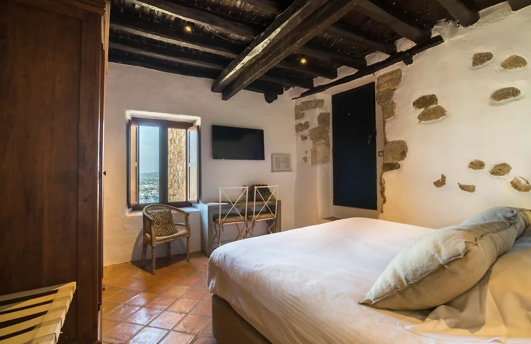 Hotel La Torre Del Canonigo - Small Luxury Hotels-1