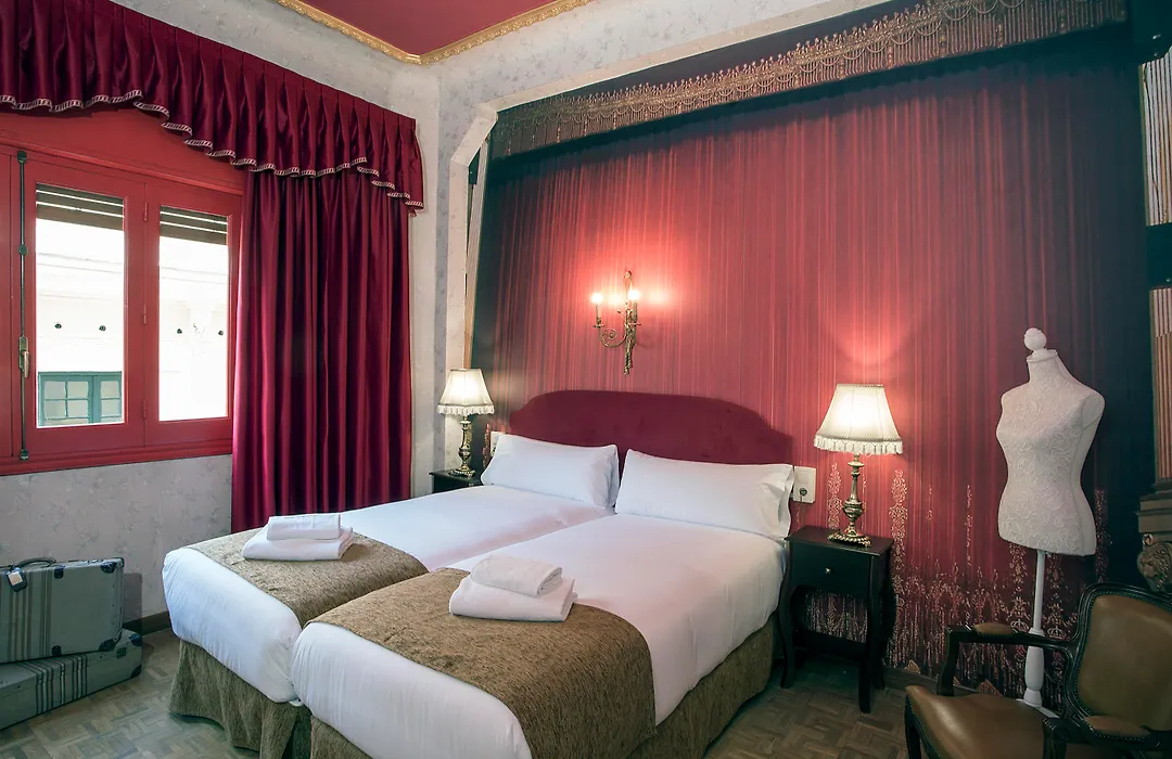 Casual Del Teatro Madrid By Casual Hoteles-1