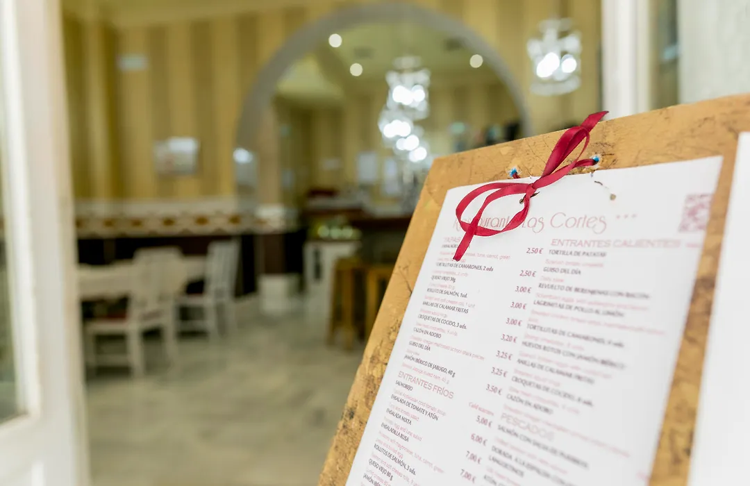 Hotel Boutique Las Cortes De Cadiz-1
