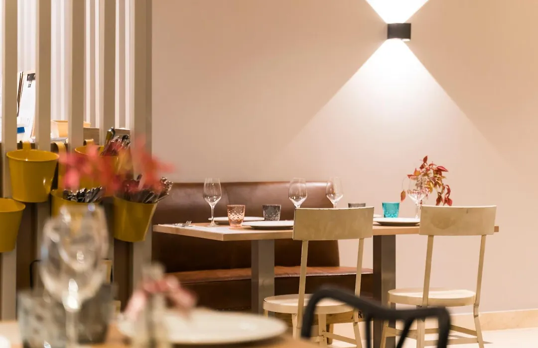 Hotel Sercotel Tres Luces-1