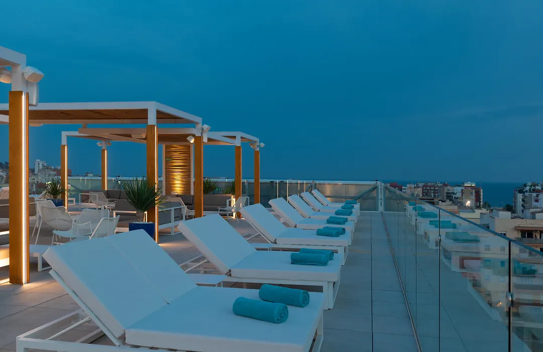 L'Azure Hotel Spa 4Sup-1