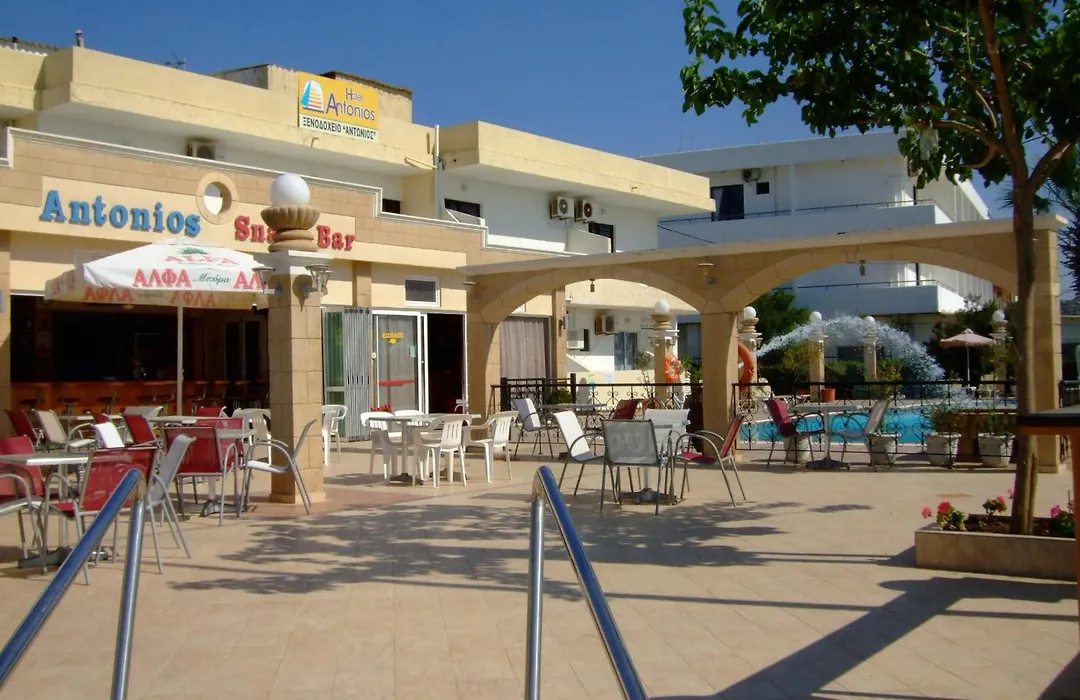 Antonios Hotel-1