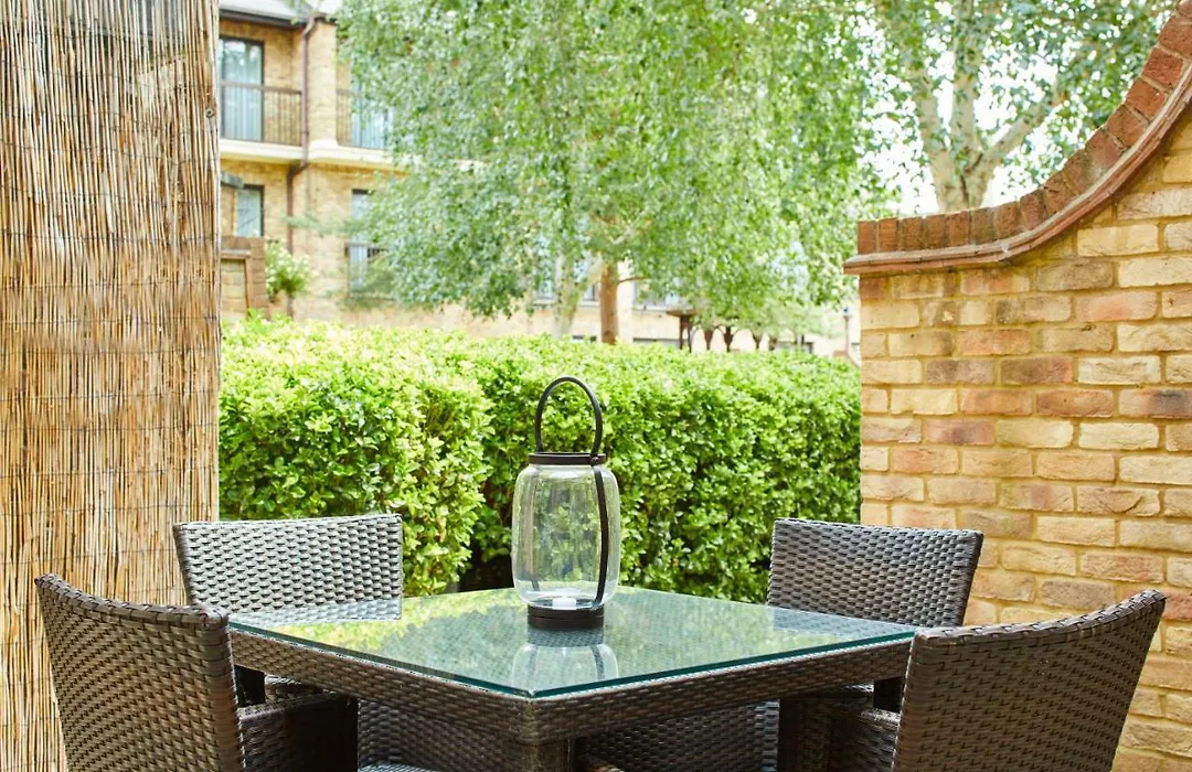 Delta Hotels By Marriott Cheshunt-1