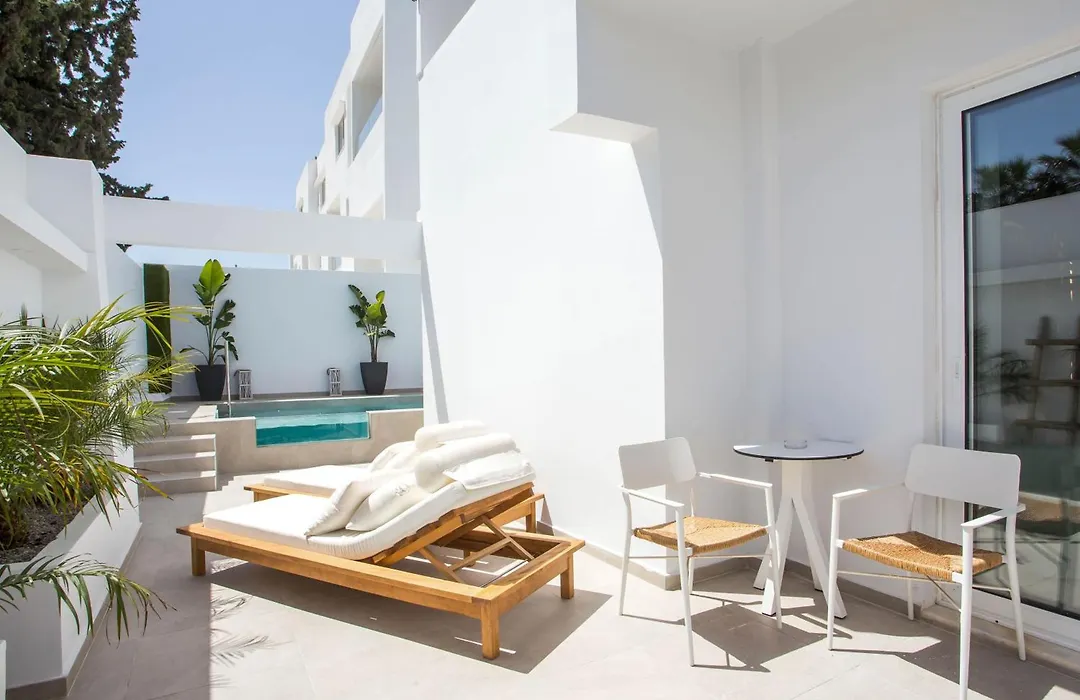 Casastavris - Aparts & Pool Suites-1