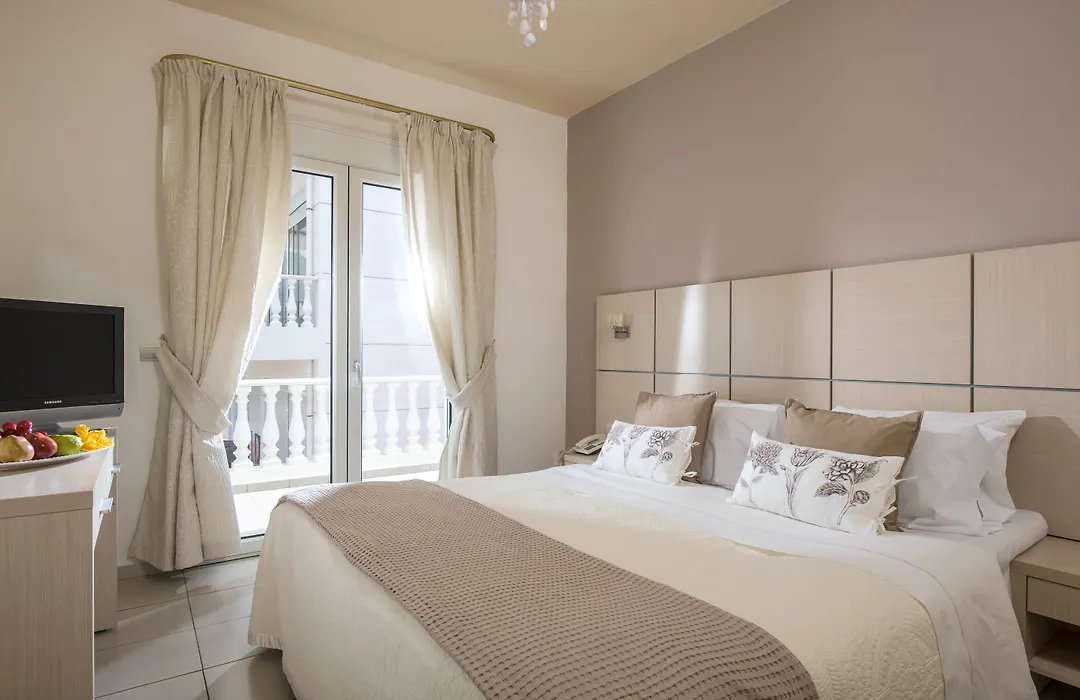 Hotel Matheo Villas & Suites-1
